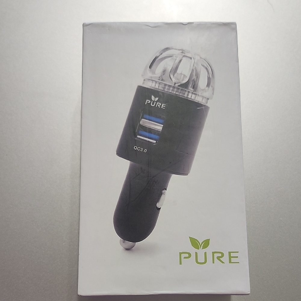 Pure Black Car Air Purifier and Dual USB Charger Quick Charge 3.0 USB